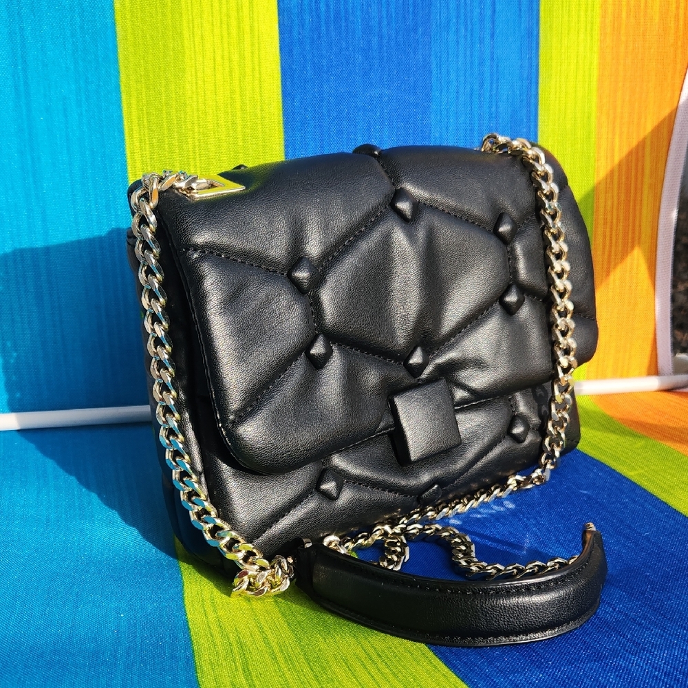 ✨️Zara Black Quilted Chain Crossbody Bag